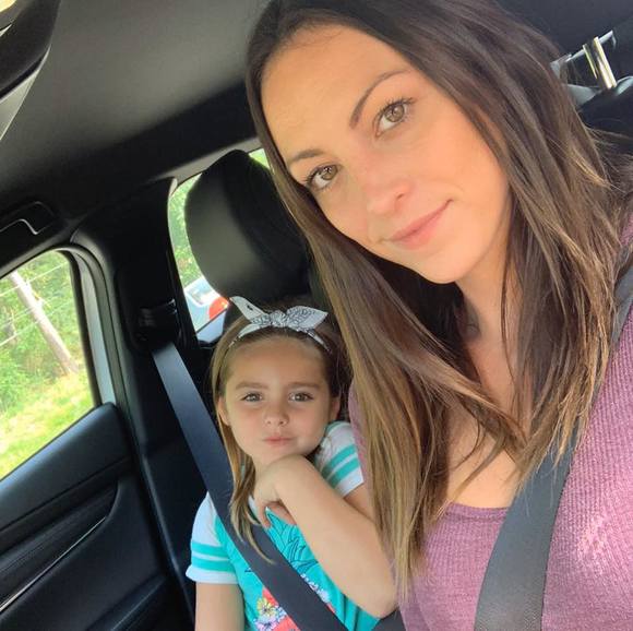 Meet your Posher, Alison - Picture 1 of 1